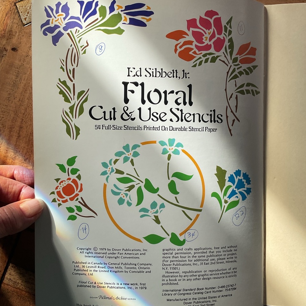 Floral Cut and Use Stencils by Ed Sibbett, Jr. - Picture 3 of 10